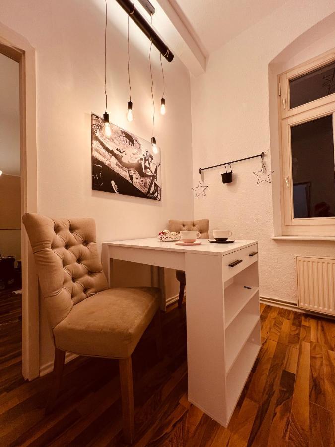 Charmante Ferienwohnung In Dresden Striesen - Frau Pie Appartement Εξωτερικό φωτογραφία